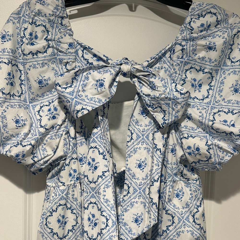 ANTONIO MELANI Blue & White Tile-Print Mini Dress - Picture 3 of 6